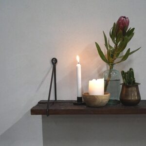 Adel - hylde i genbrugstræ, vælg mellem tre størrelser Længde 70 cm.