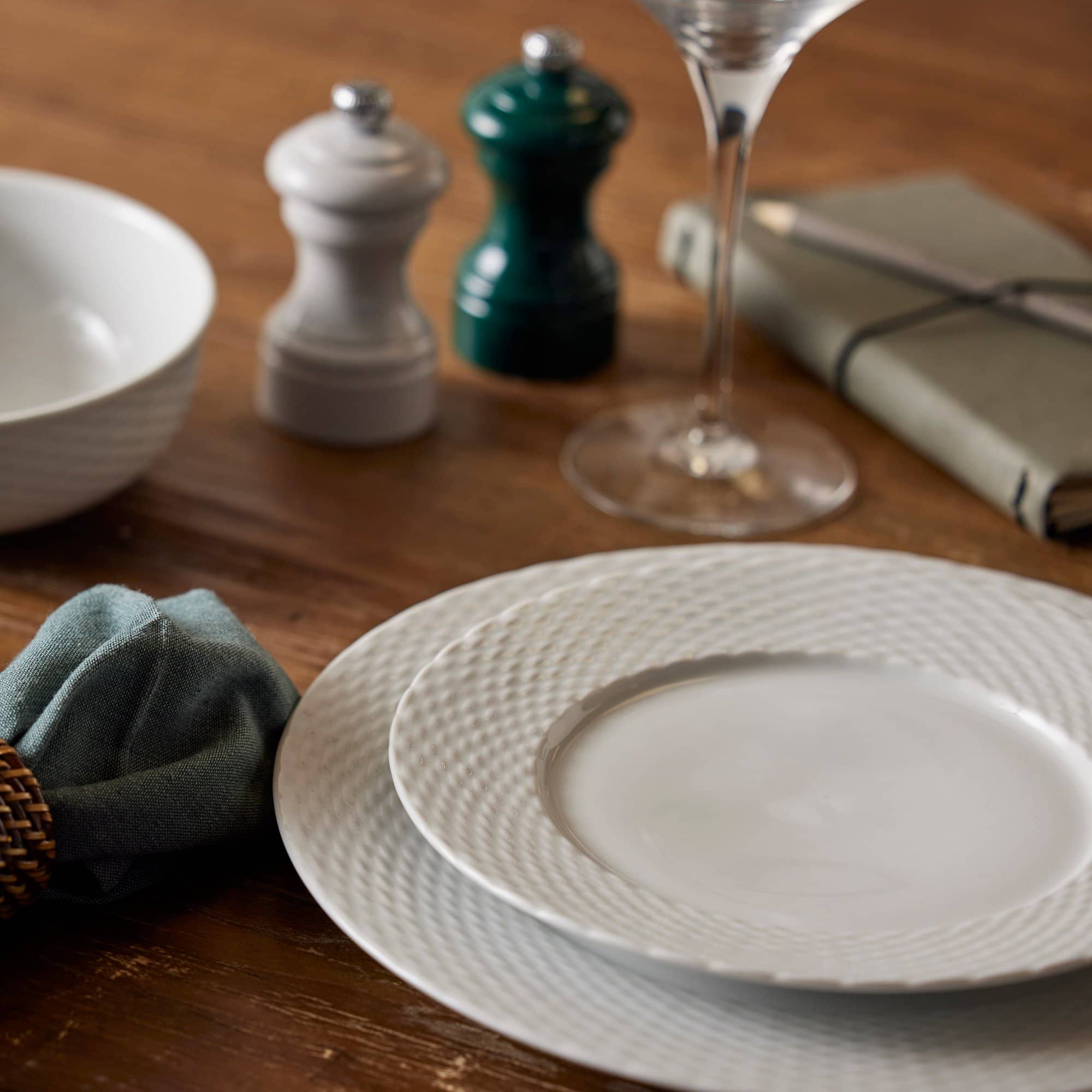 Basket tallerken 22 cm, ovnfast porcelæn, hvid