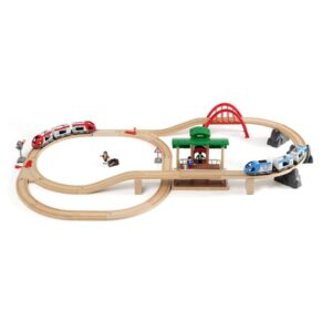 Brio 33512 Togbane, stor, på rejse