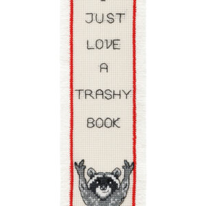 Broderi Kit - I just love a trashy book