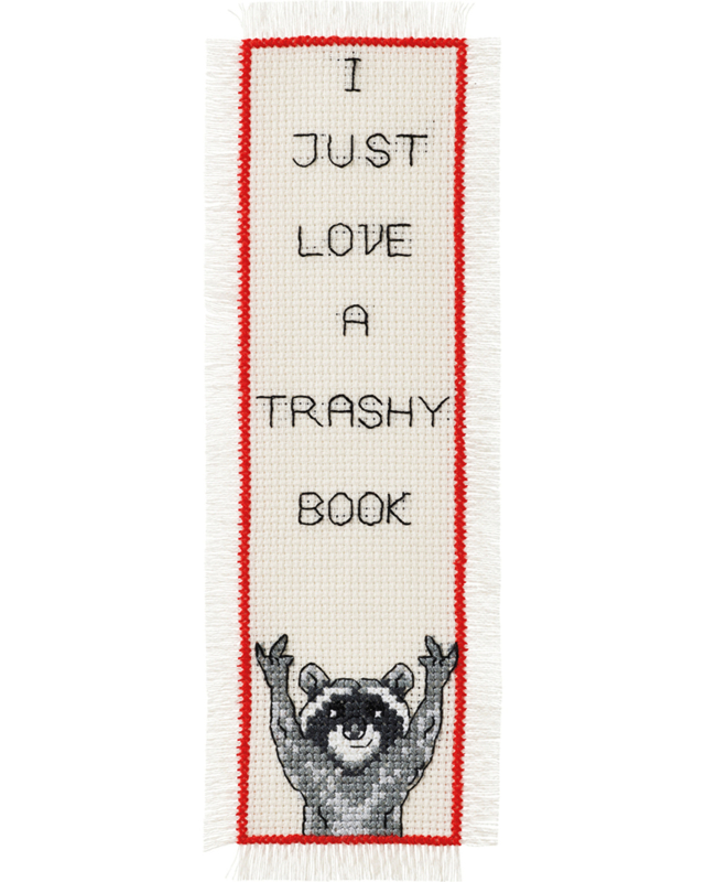 Broderi Kit - I just love a trashy book