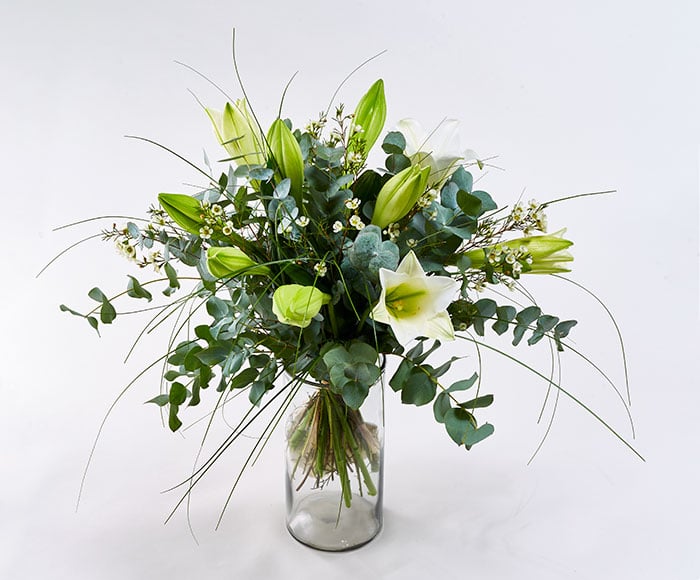 Buket hvide liljer - Send blomster med Bloomit
