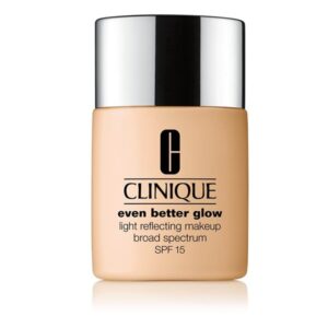 Clinique Even Better Glow Light Reflecting Makeup SPF15 30 ml - WN12 Meringue