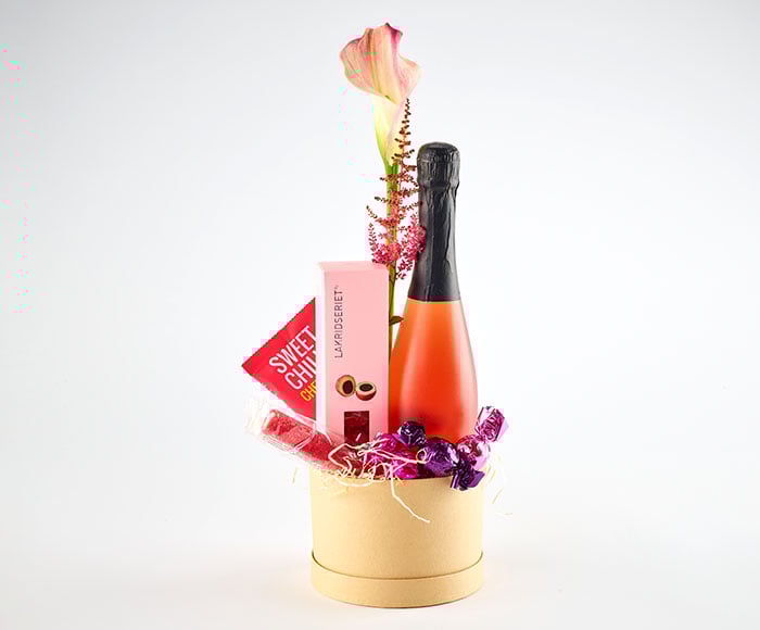 Godt til ganen æske, med rosévin og blomster - Send blomster med Bloomit