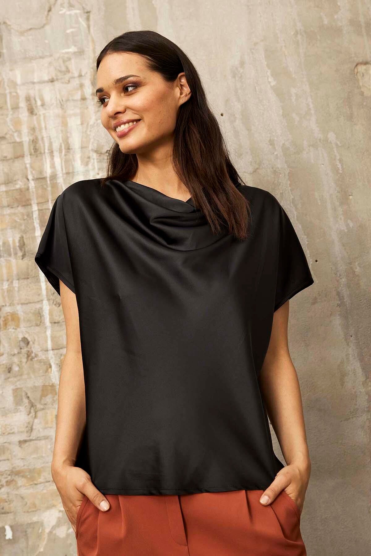 IN FRONT Mandy Bluse, Farve: Black, Størrelse: L, Dame