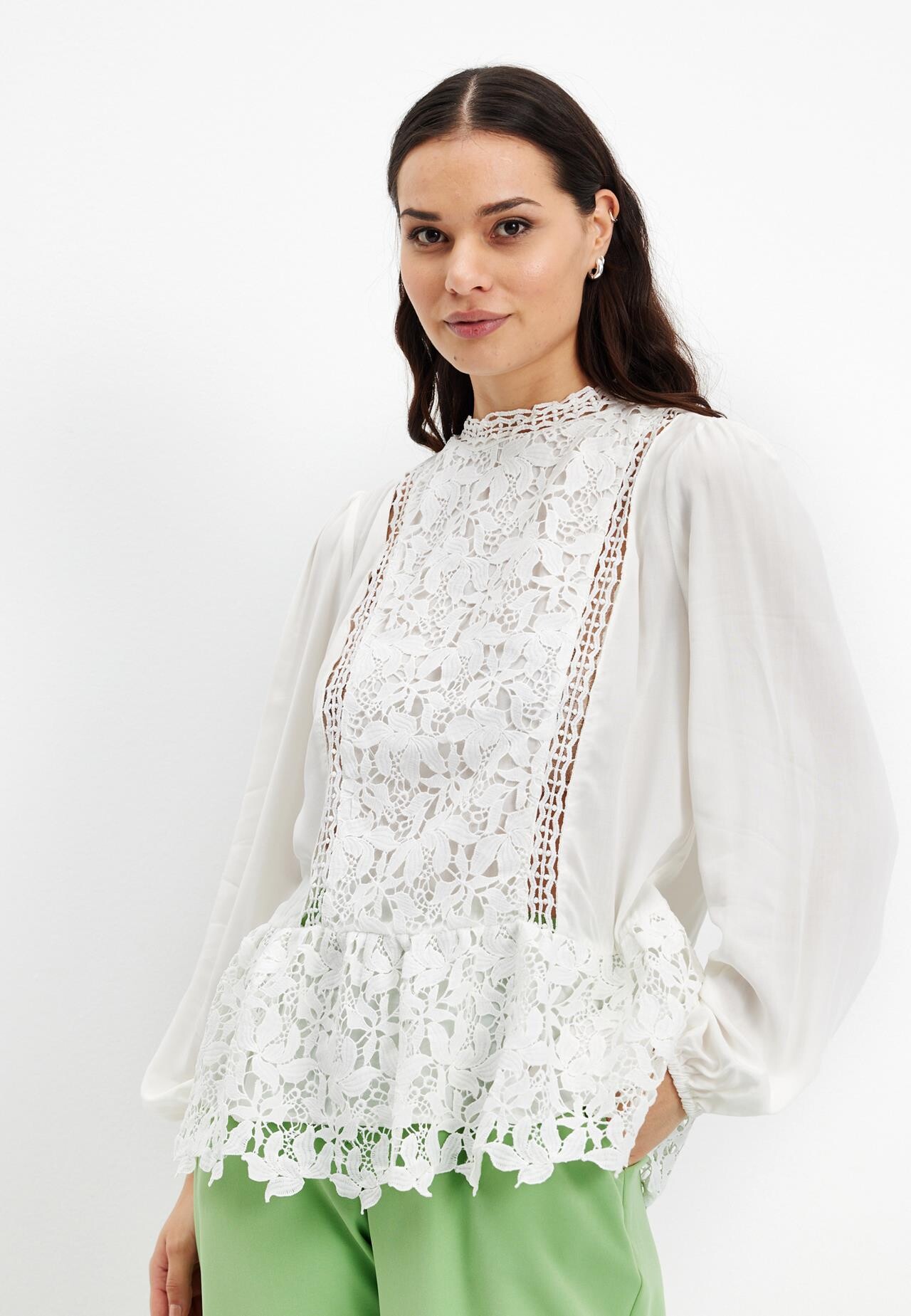 IN FRONT Simone Bluse, Farve: White, Størrelse: L, Dame