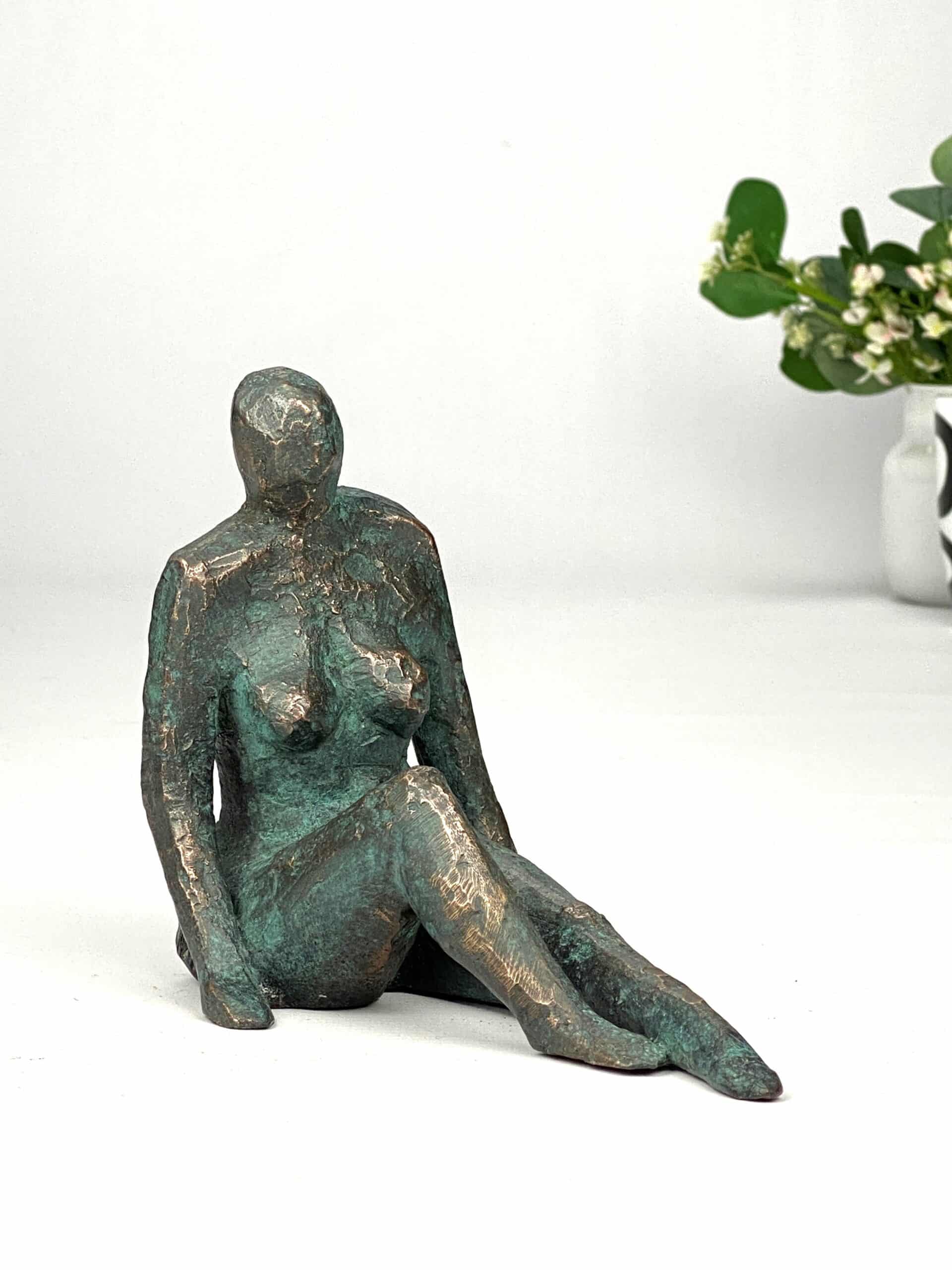 Kvinde II - skønhed og harmoni - ægte bronze skulptur