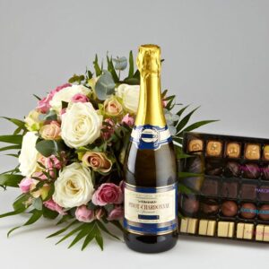 Lys buket, mousserende vin og chokolade - Send blomster med Bloomit