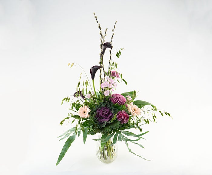 Variationsbuket, floristens valg - Send blomster med Bloomit
